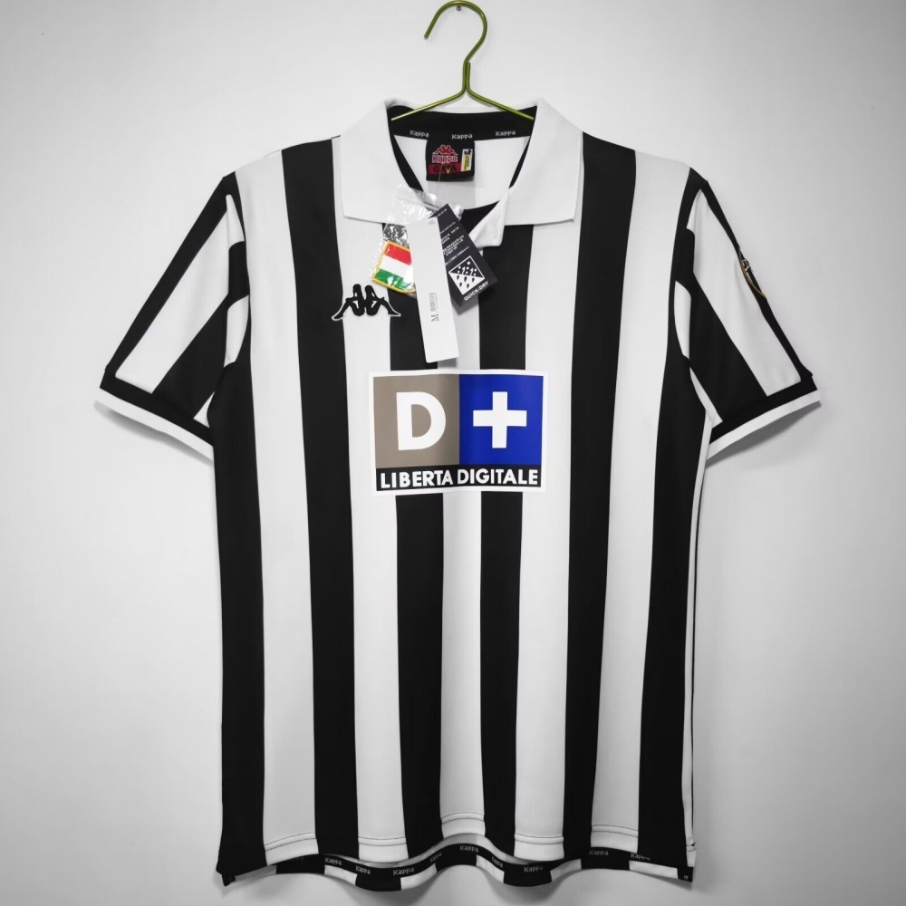 Juventus 1998/99 Home