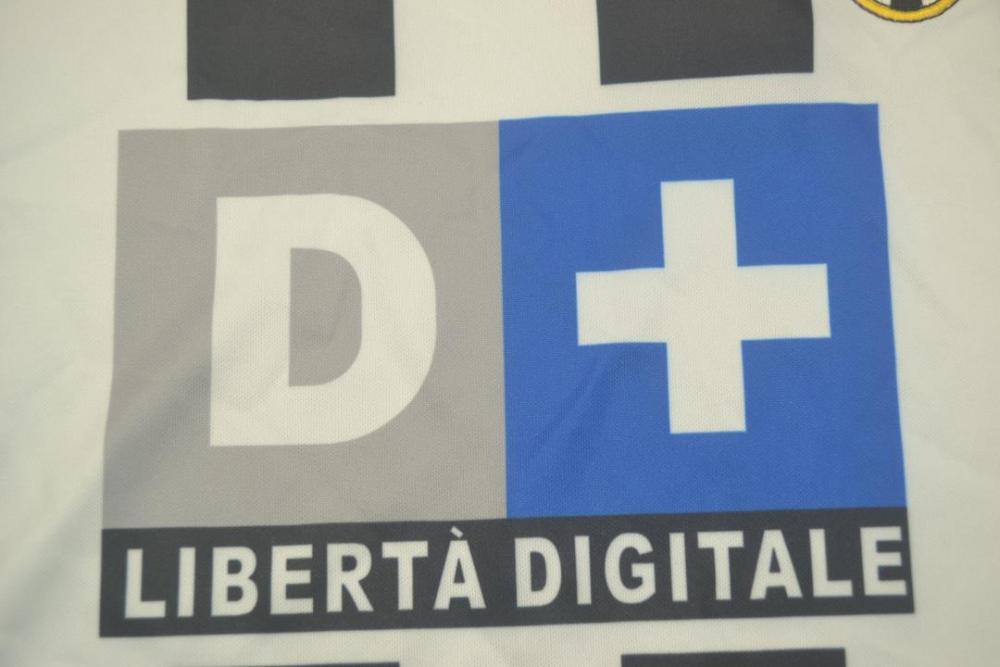 Juventus 1999/00 Home