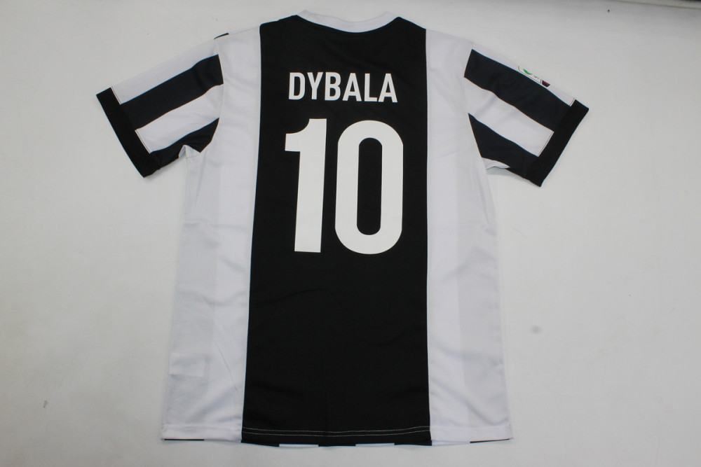 Juventus 2017/18 Anniversary Edition