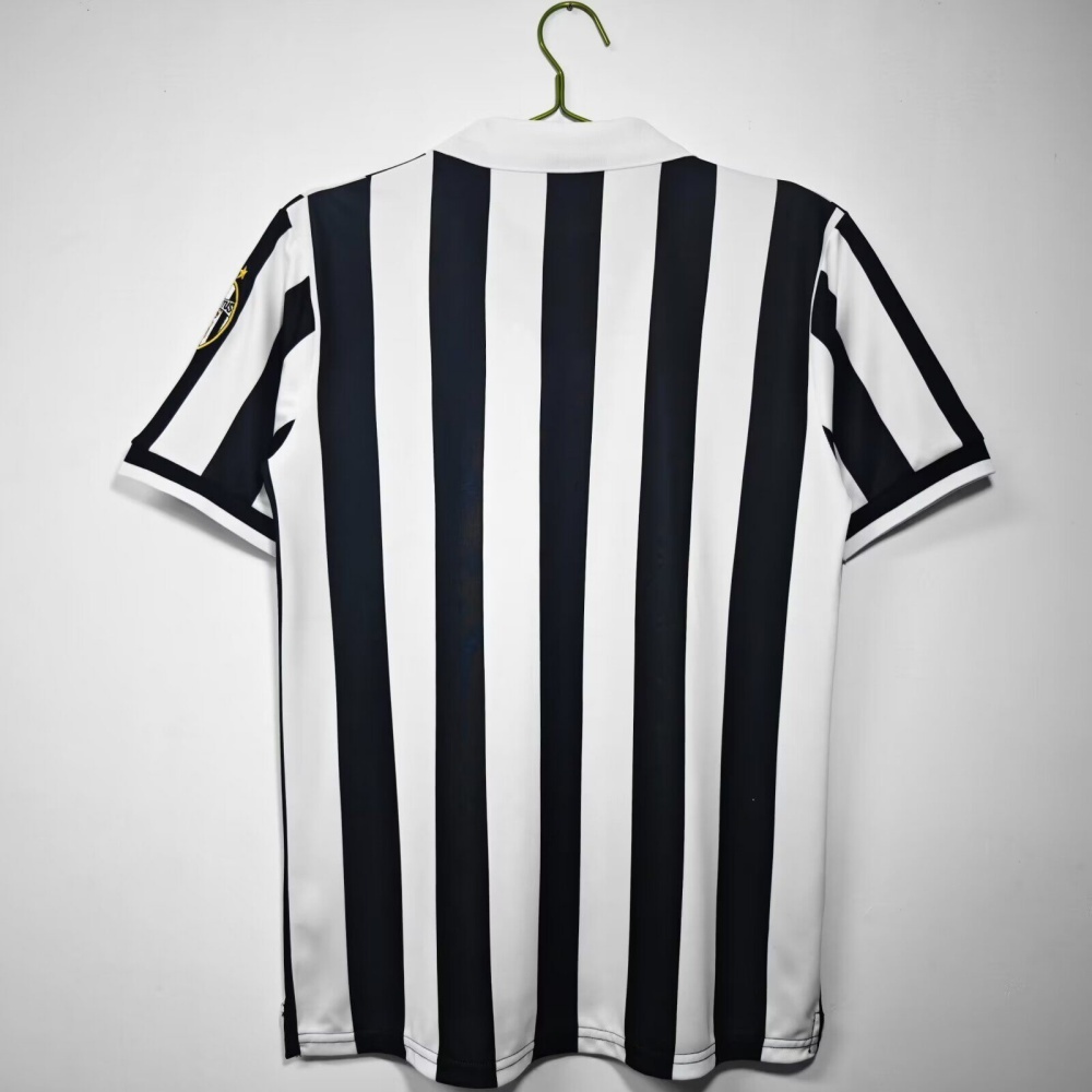Juventus 1998/99 Home