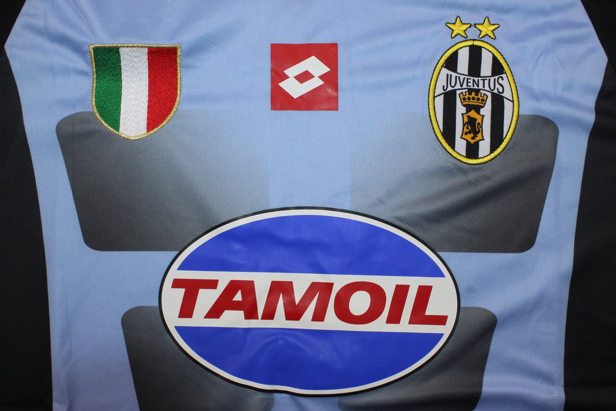 Juventus 2002/03 Goalkeeper Blue