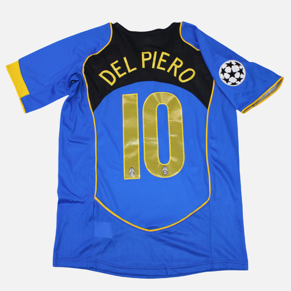 Juventus 2004/05 Away