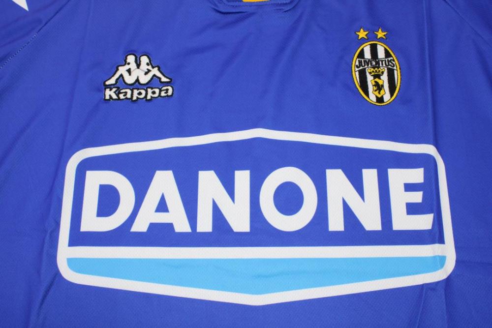 Juventus 1994/95 Away