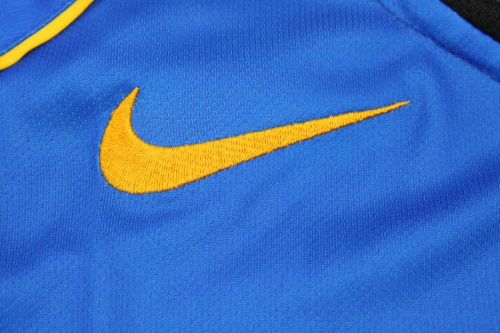 Juventus 2004/05 Away