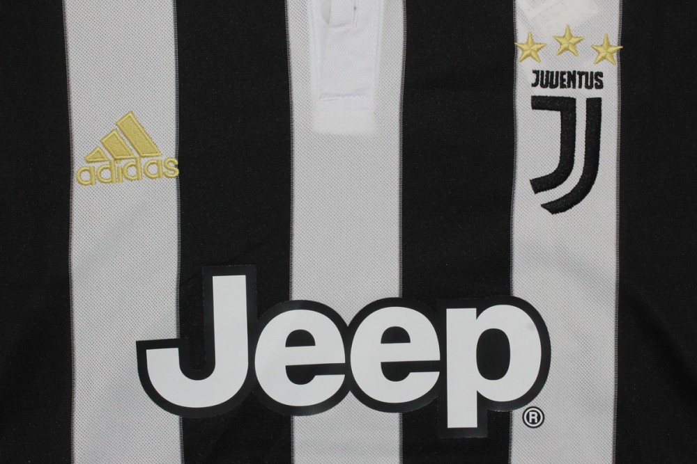 Juventus 2017/18 Home