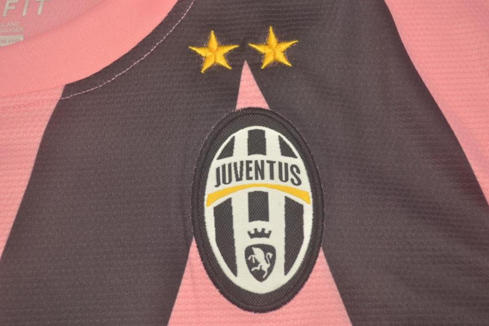 Juventus 2011/12 Away
