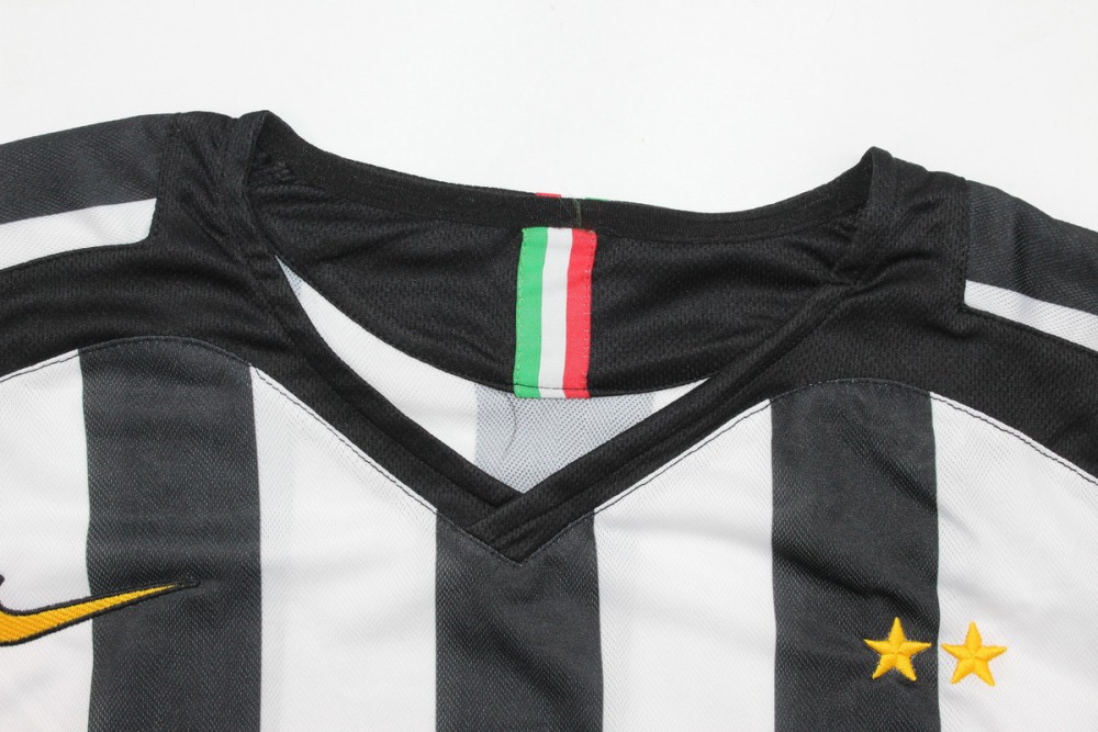 Juventus 2005/06 Home