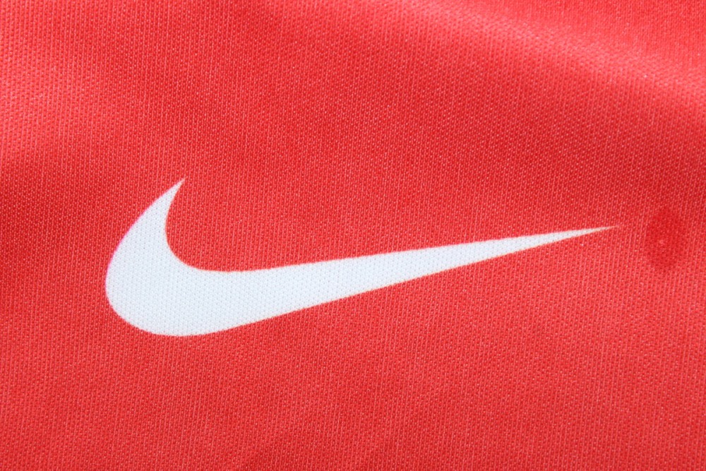 Juventus 2005/06 Away