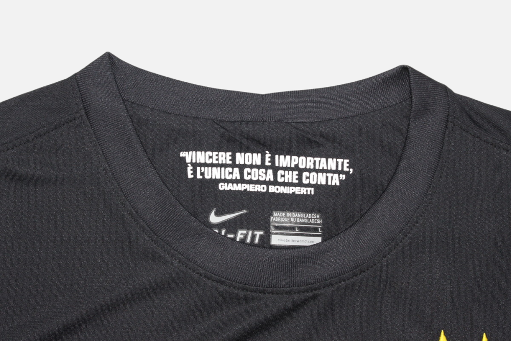 Juventus 2012/13 Away