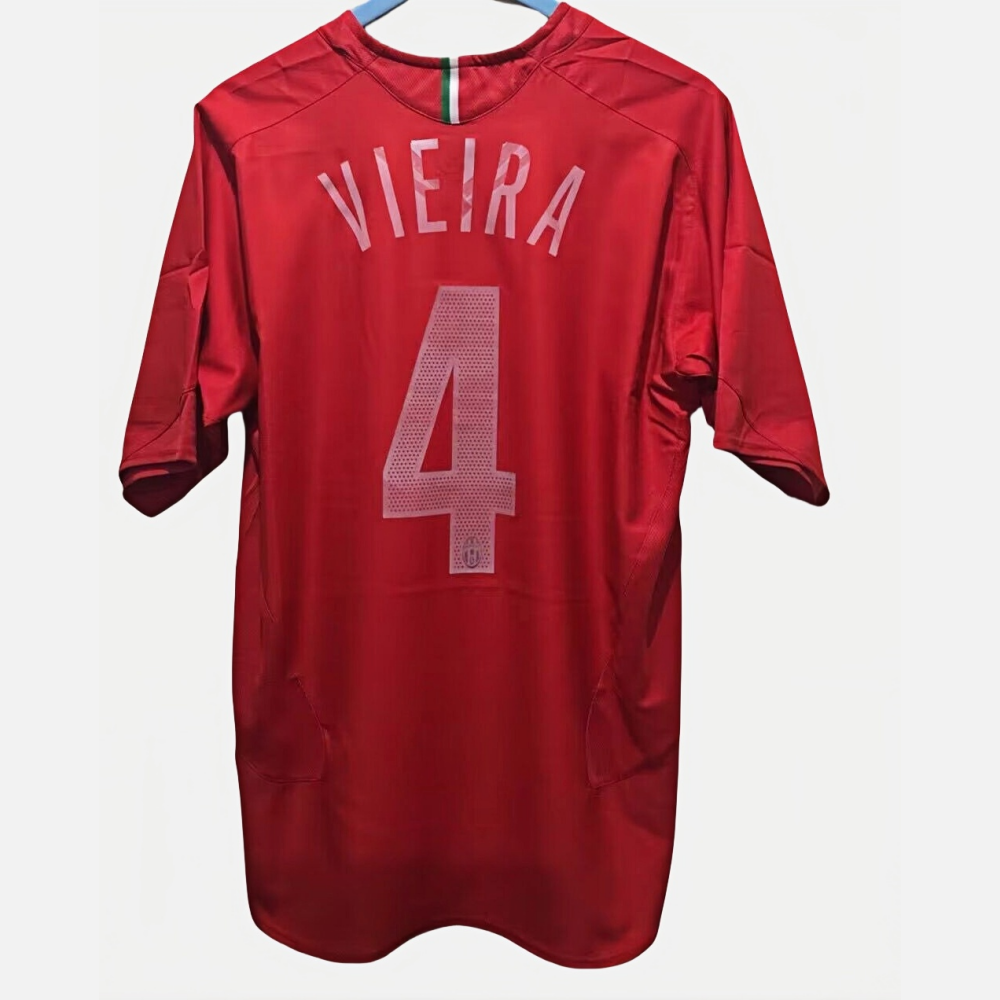 Juventus 2005/06 Away