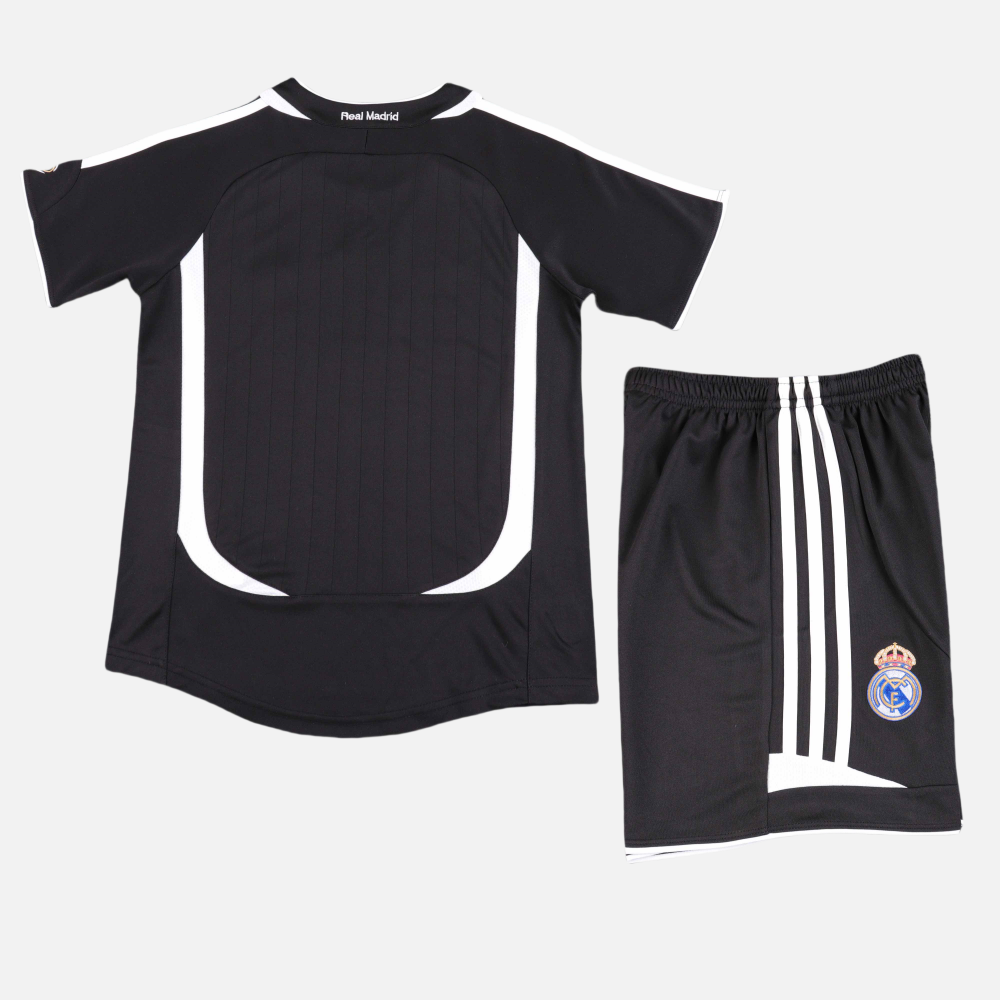 Real Madrid 2006/07 Away Kids