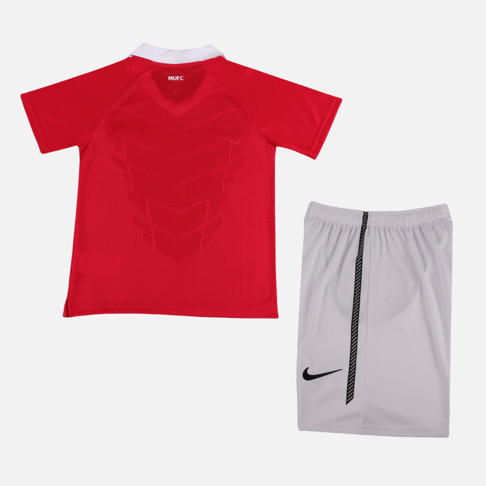 Manchester United 2010/11 Home Kids