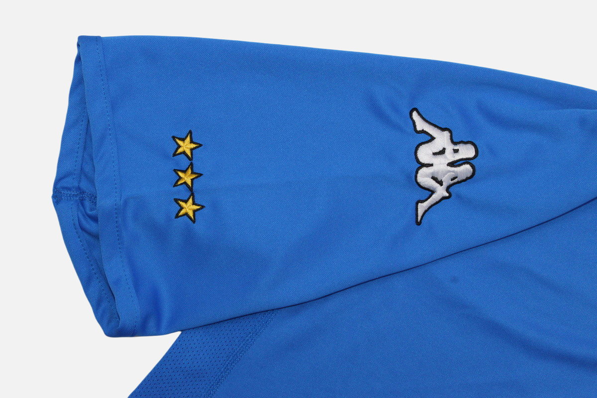 Italy 2002 Home