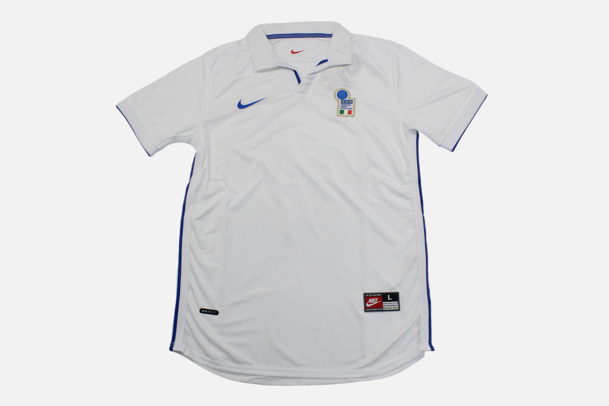 Italy 1998 Away