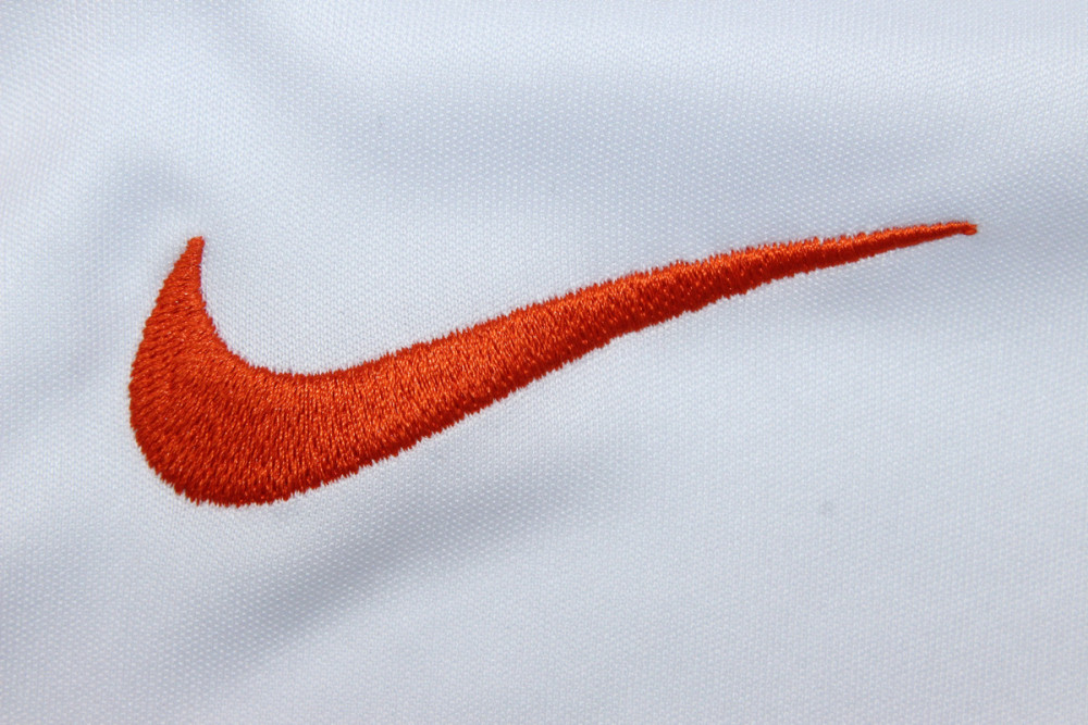 Netherlands 2004 Away