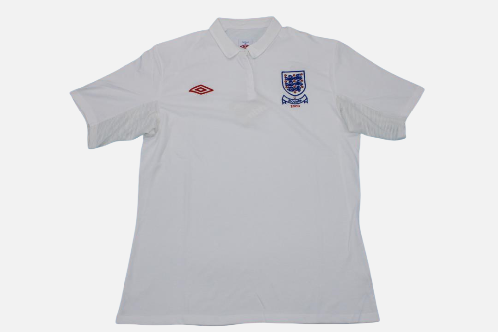 England 2010 Home