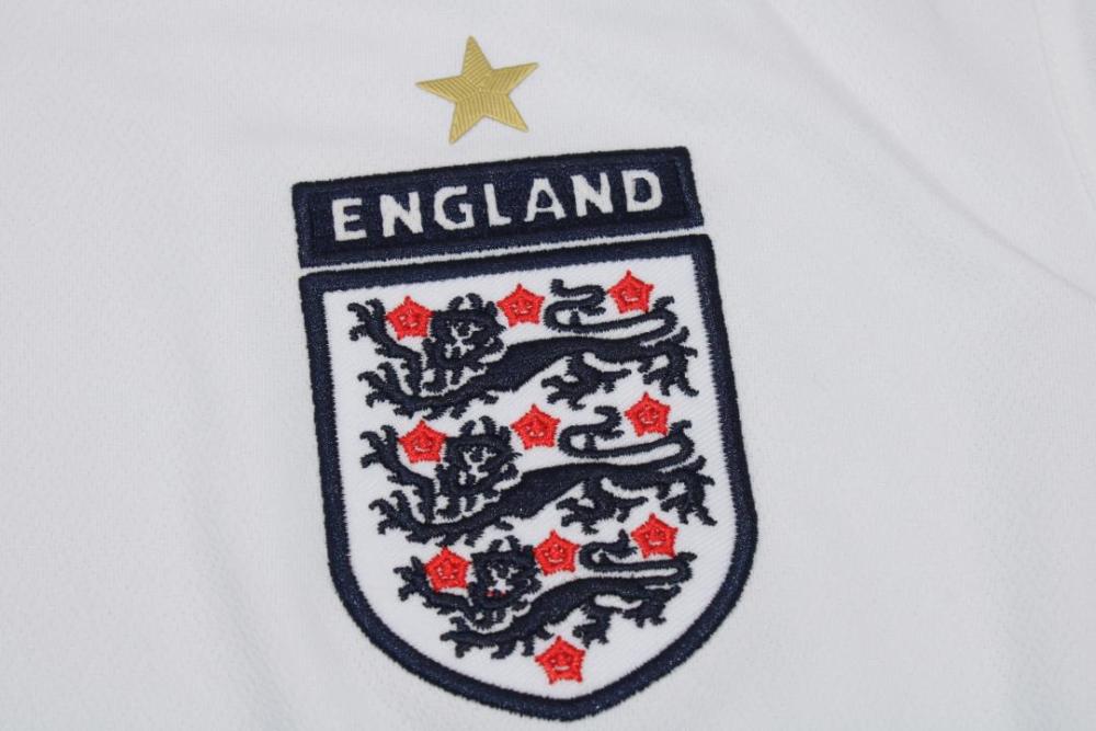 England 2006 Home