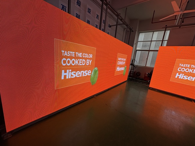 Factory Testing of Outdoor P2.976 LED Rental Screens