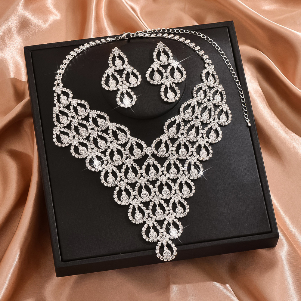 Elegant  Luxury Bridal Necklace And Earring Set Wedding Accessories Full Diamond Flower Jewelry Set For Women