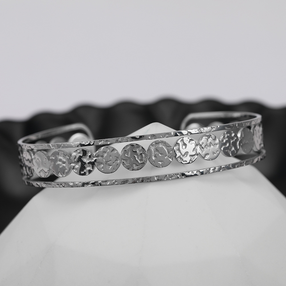 Vacuum Plating Real Gold Plated C Shape 304 Stainless Steel Fashion Waterproof Non Tarnish Bangle