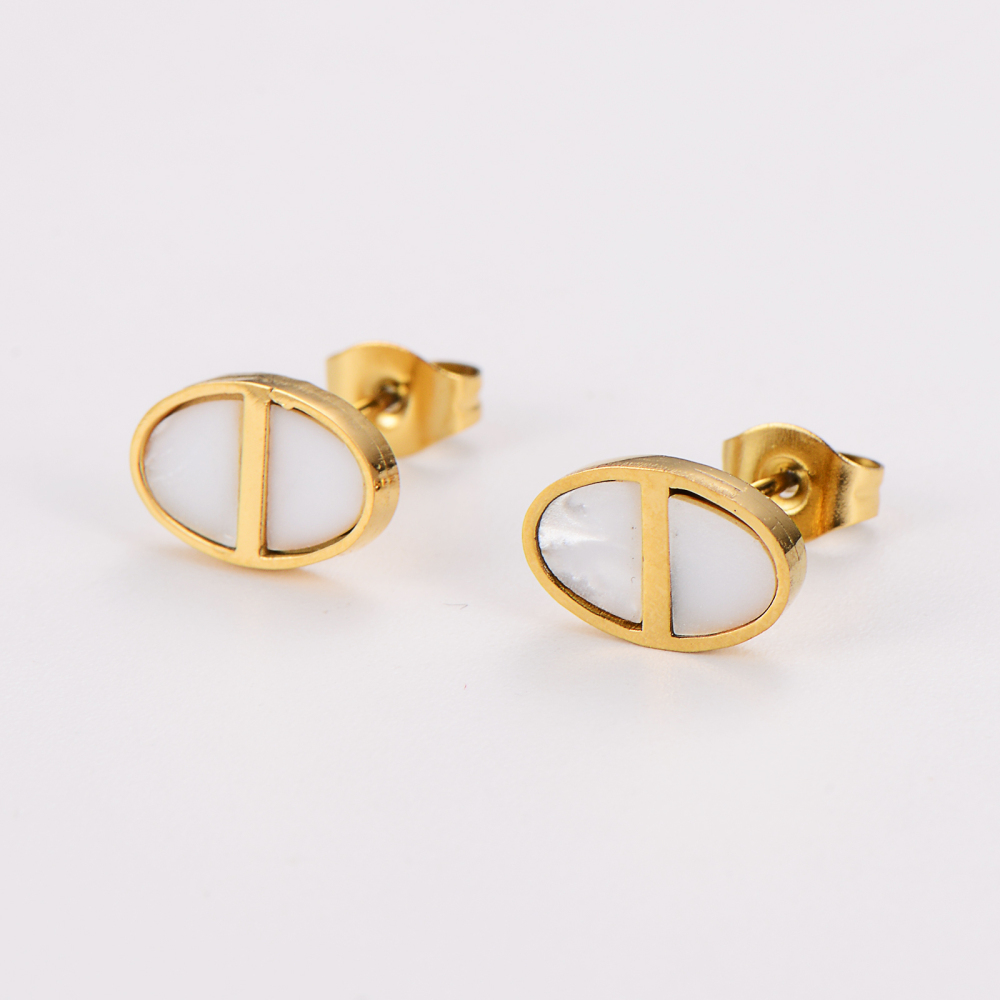 AML New Version Simple Versatile New Style White Shell Stainless Steel Collarbone Chain And Earrings Ins High-End Feel Women's Set Accessories