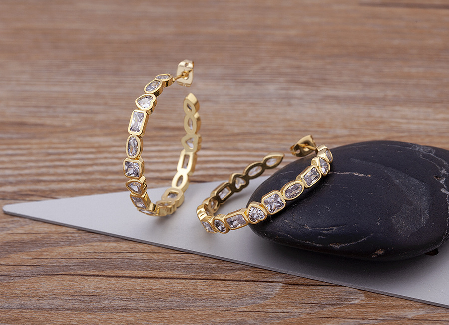 True Gold Plated Copper Heart Square Geometric Micro Paved Zirconia Large Earrings New Style Fashion Jewelry Accessories