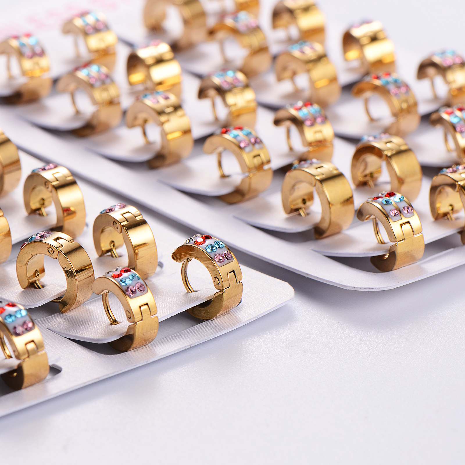 Stainless Steel Solid Color Rhinestones Imitation Gold  Simple Style Classic Style Gold Earrings