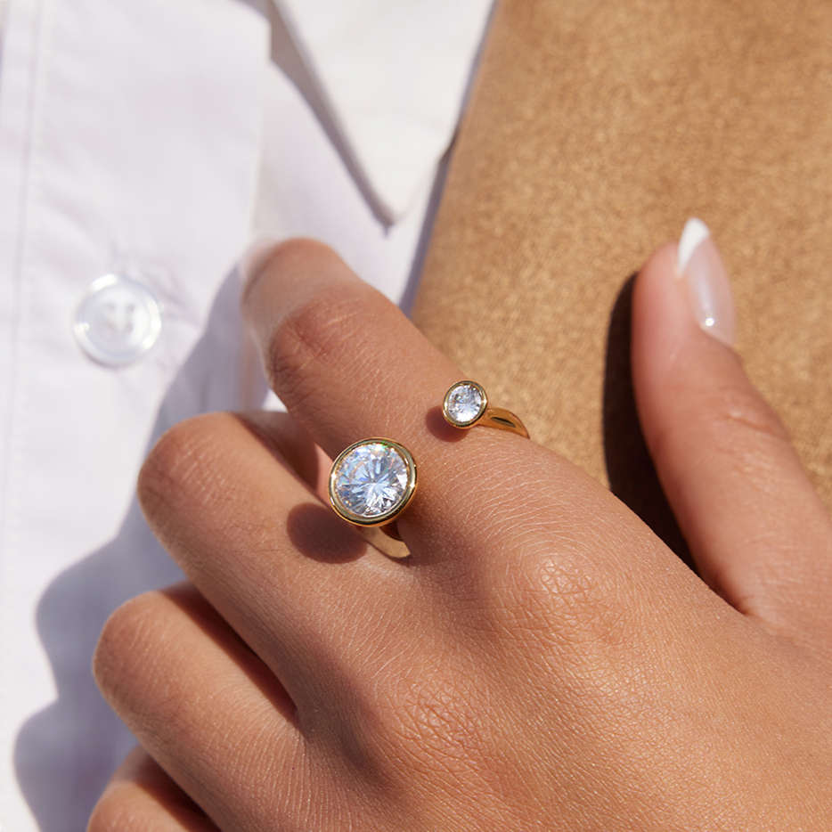 Women - Classic Style / 18K Gold 304 Stainless Steel + Zircon / With White Zircon Linear Open Ring Geometric Asymmetric Plated 18K Real Gold Vacuum Electroplating (In Furnace) Elegant