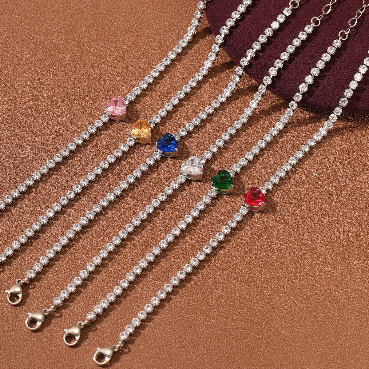 PVD Coated Real Gold Plated Heart Shape 304 Stainless Steel Simple Style Classic Style Waterproof Non Tarnish Bracelets