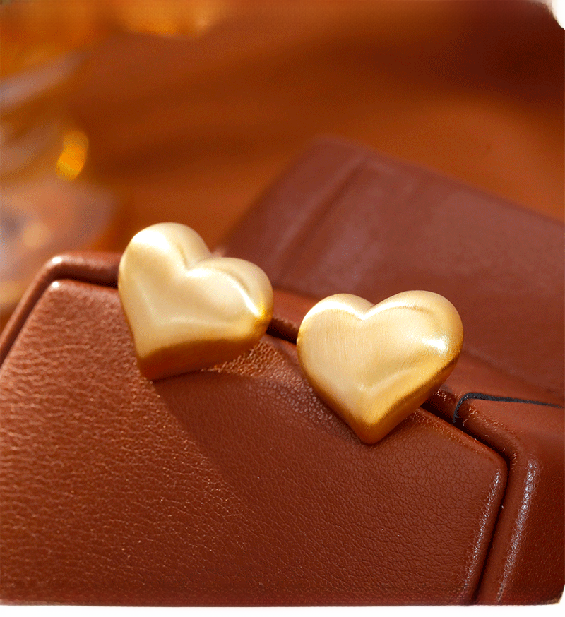 Metallic Tarnished Heart Shaped Earrings Women's Commute Fashion Elegant Lightweight Luxury Versatile Ear Jewelry