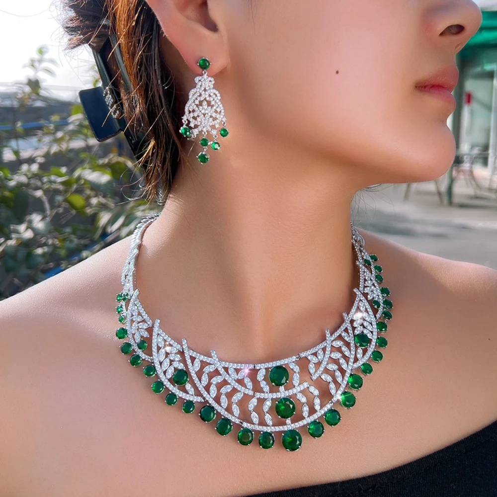 2-Piece Copper Jewelry Set Luxurious Shiny Green Full Cubic Zirconia Hollow Cut Necklace And Earrings Set Suitable For Women To Wear At Weddings And Parties