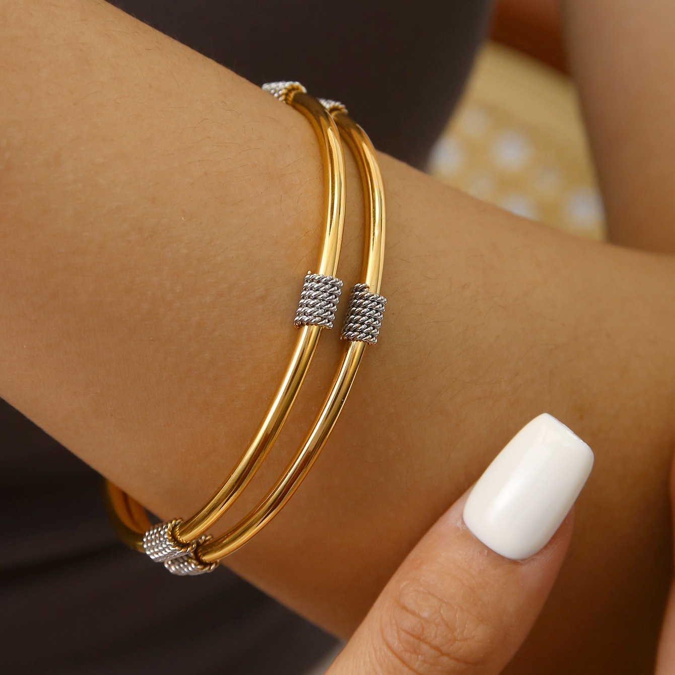 Fashionable Simple High-Grade Geometric Spiral Bracelet Women's Elegant Charm Stainless Steel 18K Gold Plated All-Match Wholesale