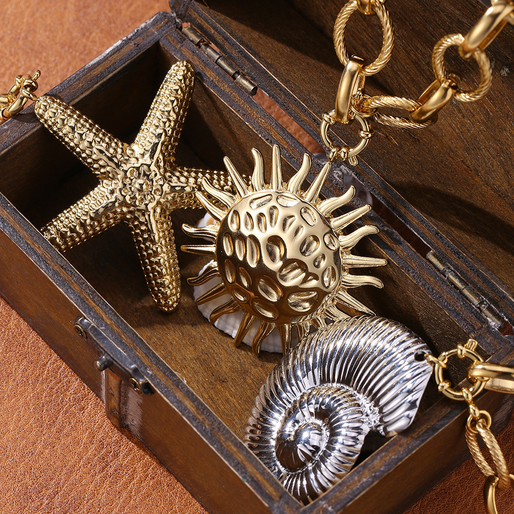 Star And Conch Shell Pendant Women's Necklace Simple Design Summer Vacation Jewelry Accessories Silver Year Gold
