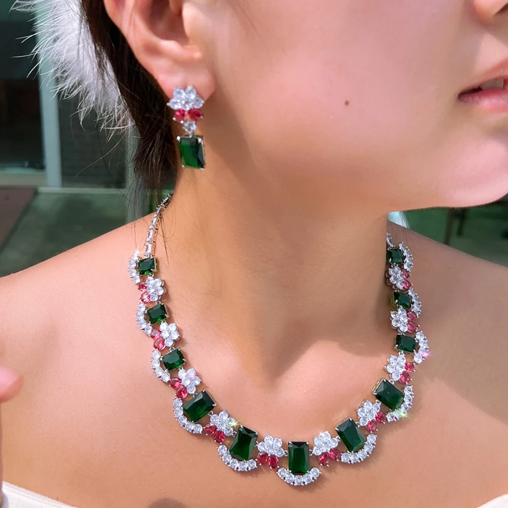 Two-Piece Copper Jewelry Set Vintage Multicolor Cubic Zirconia Luxurious Oversized Necklace And Earrings Set Suitable For Women Bridal Party Wedding Decoration Jewelry