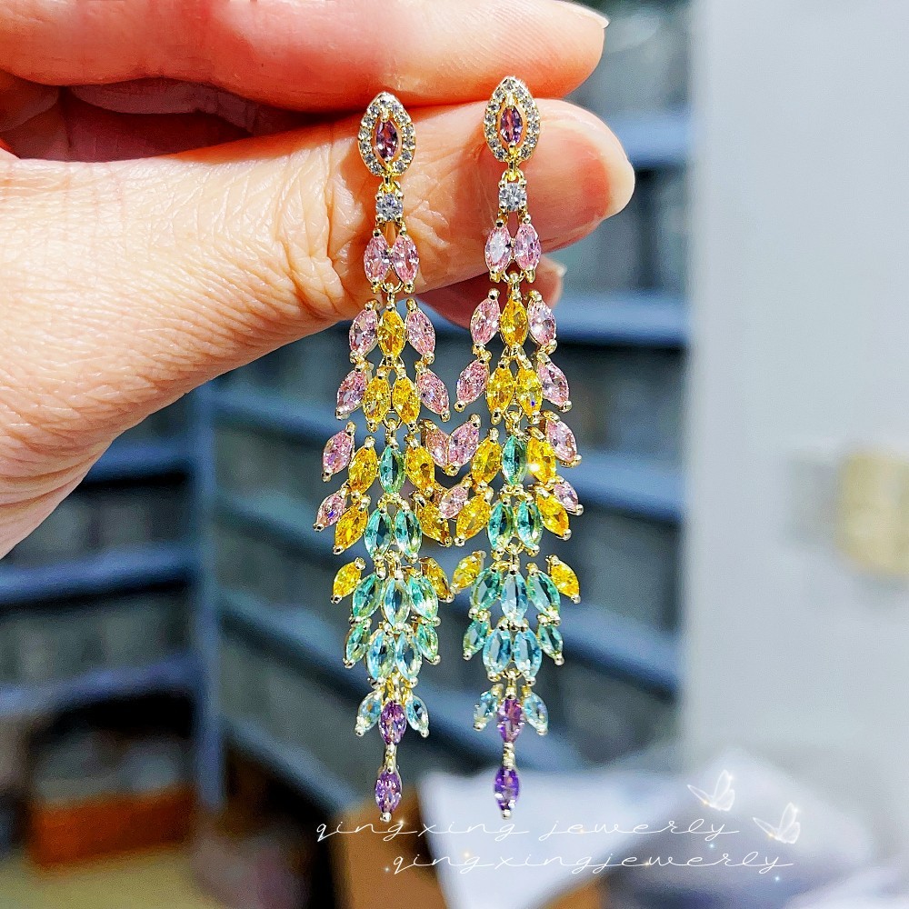 1 Pair Lady Classic Style Leaf Rhombus Tassel Inlay Copper Zircon 18K Gold Plated White Gold Plated Drop Earrings