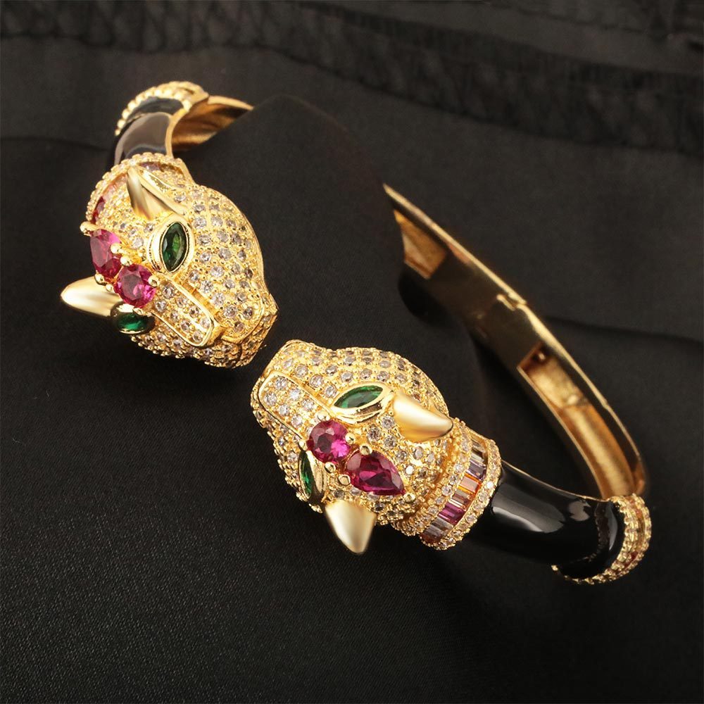 Wholesale Jewelry Vintage Style Classic Style Jaguar Copper Plating Bangle