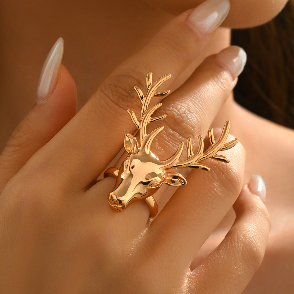 1 Piece Exaggerated Artistic Copper Material Women's Gold Deer Head Shaped Ring Set Suitable For Best Friend Party Gathering Vacation Jewelry Accessories
