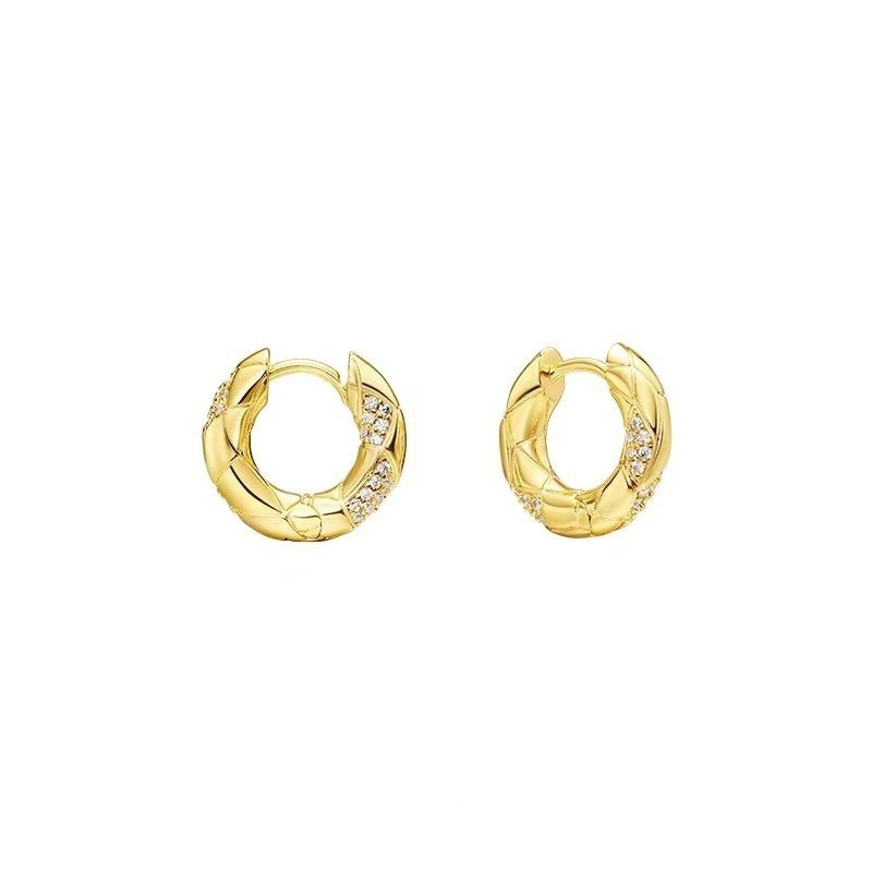 Elegant Snake Charm Small Hoop Earrings Women's Luxury French Style Fashionable Vintage Dangle Earrings Quality Jewelry Accessories