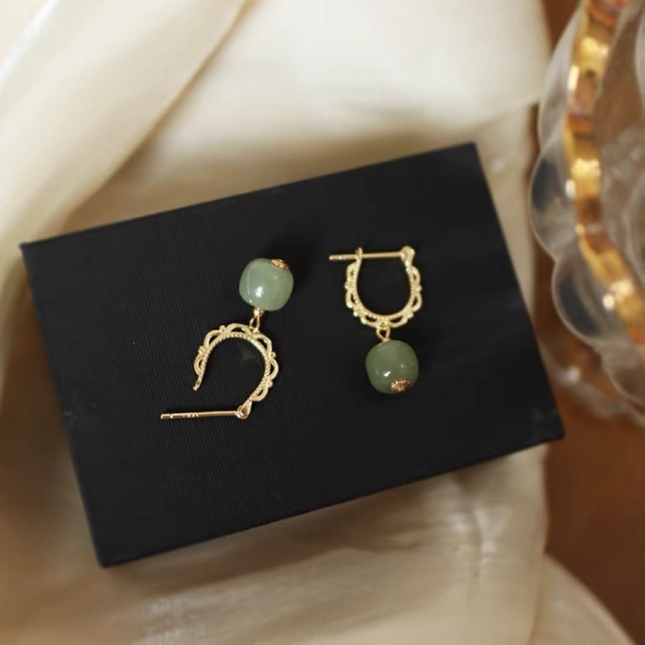 French Retro Turquoise Earrings For Women Soft Lace Flower Ear Clips Palace Ethnic Style Ear Accessories