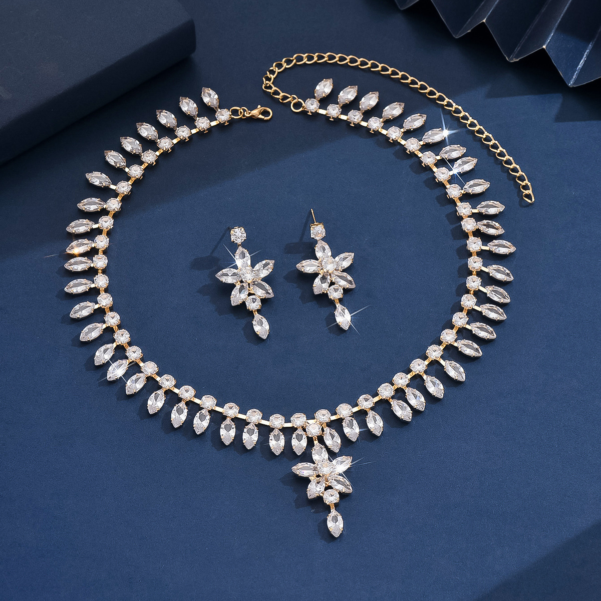 Elegant Long Diamond Bridal Jewelry Set Simple Fashion Zircon Wedding Accessories Two-Piece Earring Necklace Jewelry Set