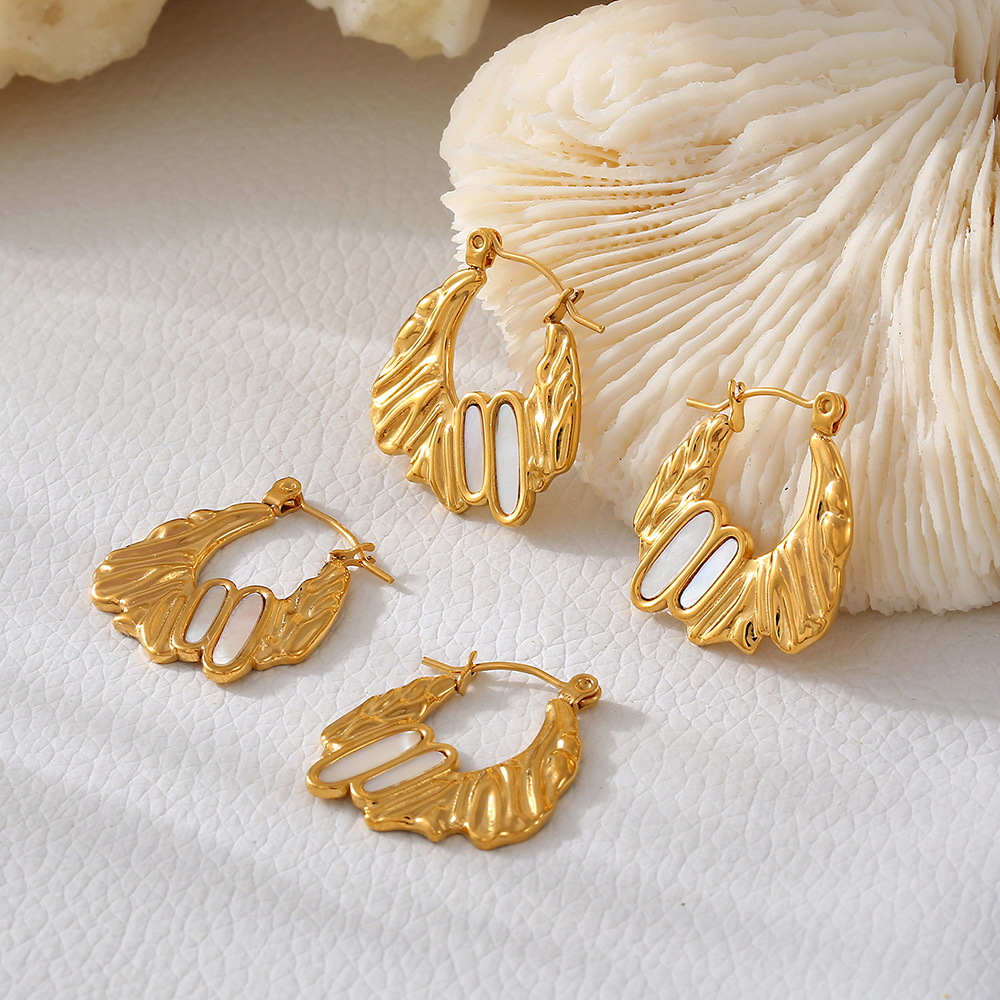 304 Stainless Steel Geometric PVD Coated Shell Real Gold Plated 18K Gold Elegant Artistic Commute Waterproof Non Tarnish Plating Earrings