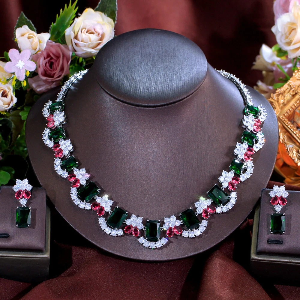 Two-Piece Copper Jewelry Set Vintage Multicolor Cubic Zirconia Luxurious Oversized Necklace And Earrings Set Suitable For Women Bridal Party Wedding Decoration Jewelry