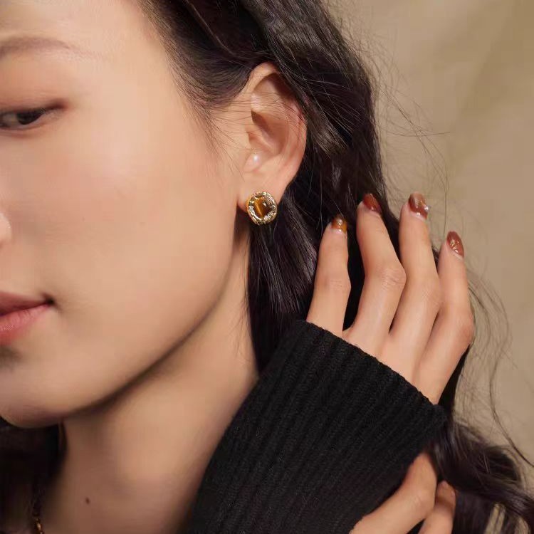 Red Snake Pattern Earrings Women's Luxury Style S925 Silver Needle Ear Jewelry New Year Gift Original Design Fashion Accessories