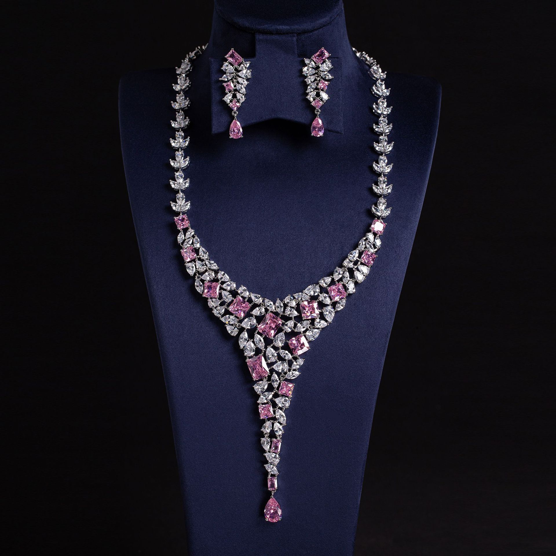 Luxurious Pink Waterdrop Necklace Earring Set Heavy-Work Design Elegant Geometric Pattern Copper Jewelry Accessories For Women