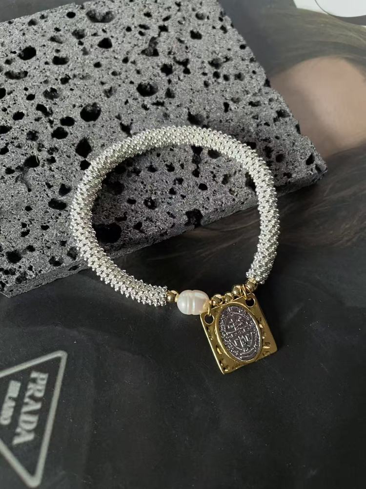 Hand-woven Rope Accessories Natural Pearl Copper Vacuum Electroplating (Furnace) Freshwater Pearl Bracelet