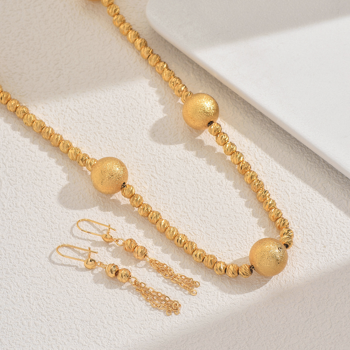 Two-Piece Set 2 Pieces Copper Material Set High-End Fashion Simple Elegant Personality Versatile Exquisite Jewelry Necklace Earrings Set For Women Banquet Party Gathering Accessories