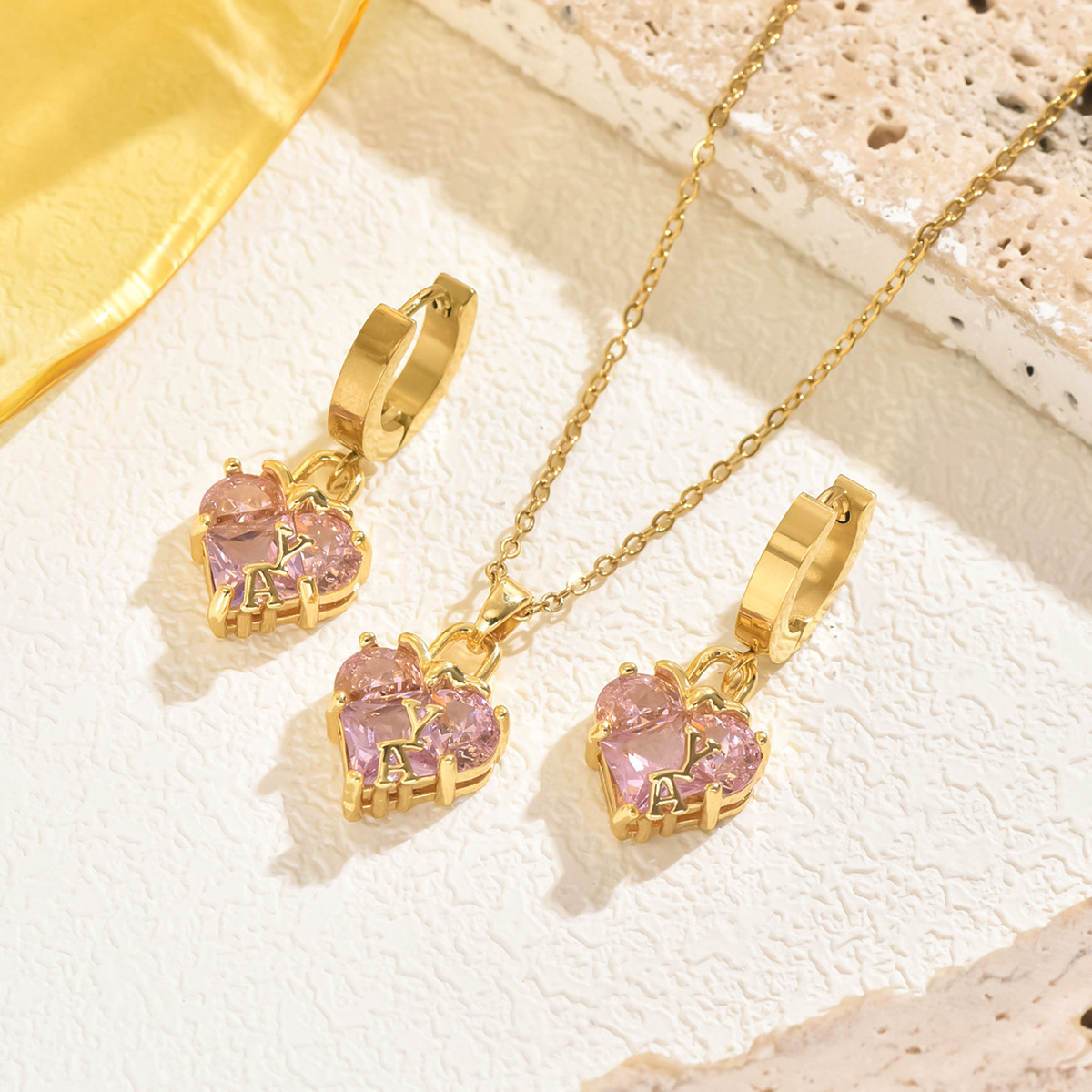 Fashionable Gold Heart Shaped Synthetic Zirconia Letter A Design Earring Necklace Set Natural Style Stainless Steel Jewelry