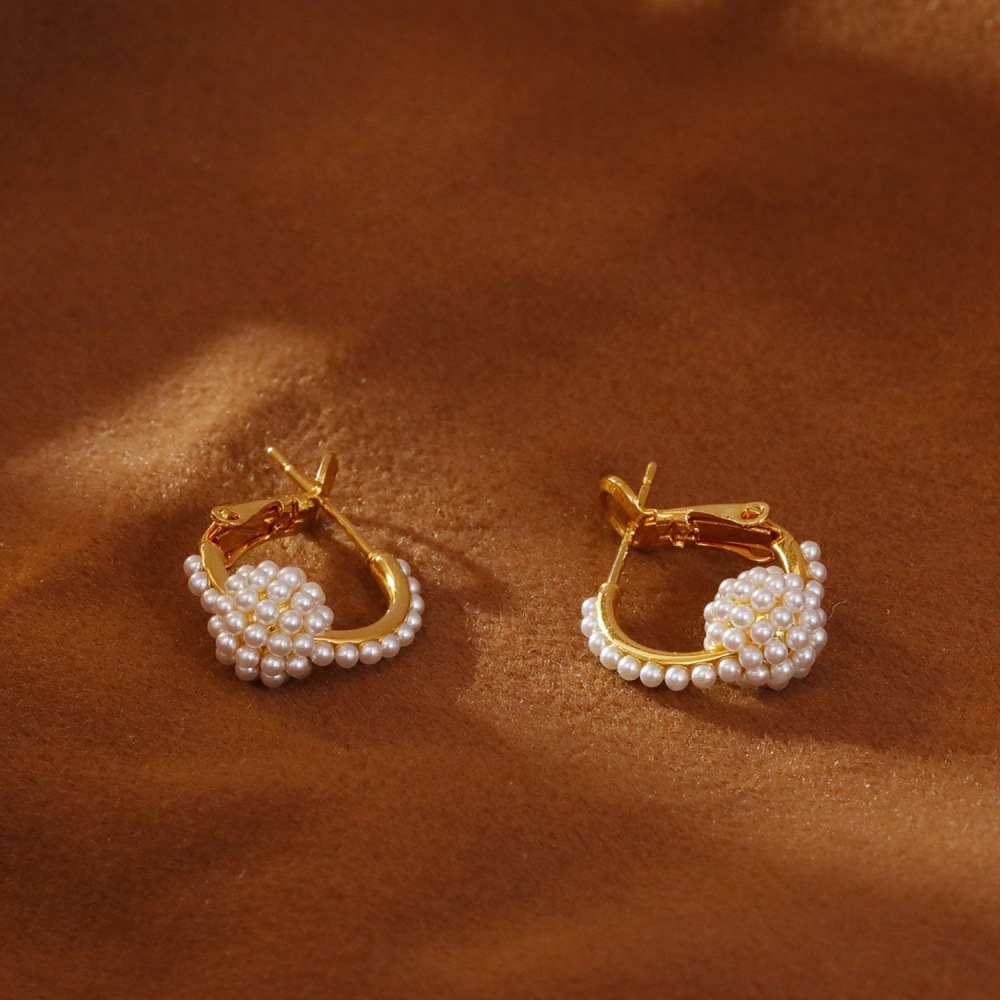 Elegant Pearl Hoop Earrings Unique Design Sensation Slimming French Hepburn Style Fashionable Trendy Women's Jewelry Accessories