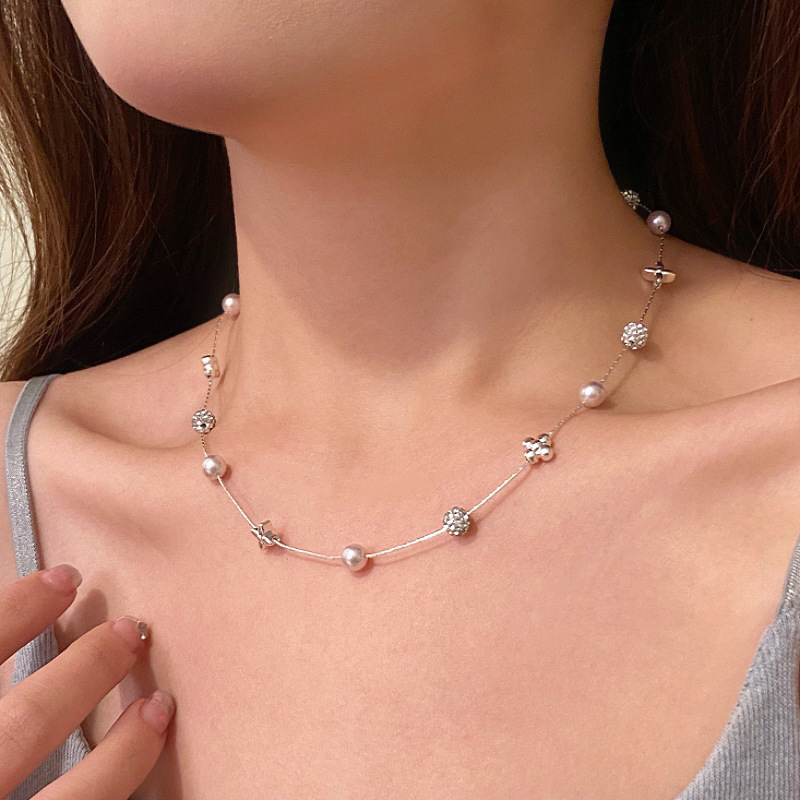 Manta Rose Pearl Flash Diamond Ball Four Leaf Flower French Waist Necklace Women's Layering Versatile Clavicle Chain Geometric Pattern Copper