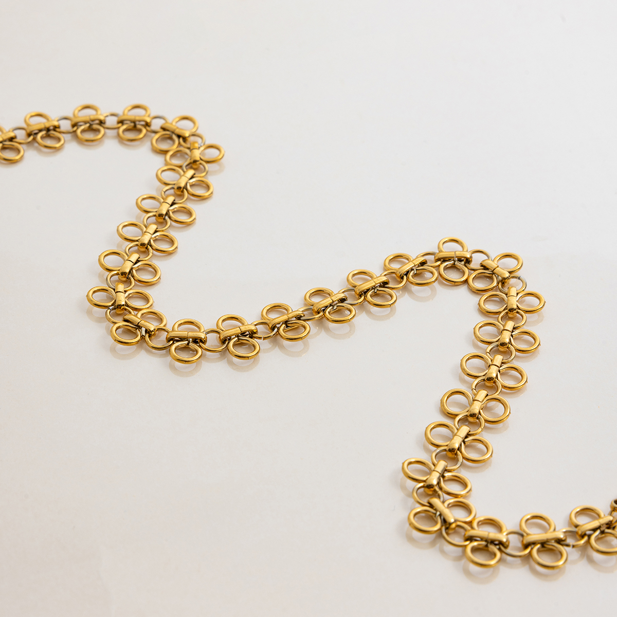 304 Stainless Steel Solid Color PVD Coated Real Gold Plated Classic Style Waterproof Non Tarnish Safety Clasp Closure Choker